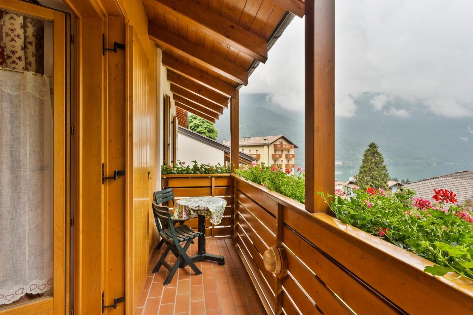 Residence Ronchi Molveno Exterior foto