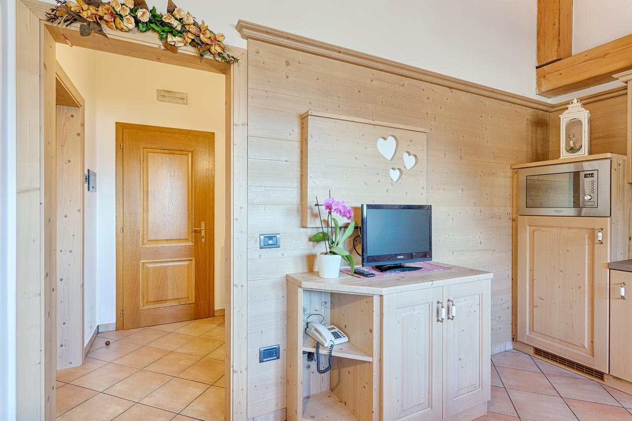 Residence Ronchi Molveno Exterior foto